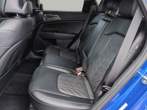 Certified 2025 Kia Sportage X-Pro Prestige AWD/4WD image 19