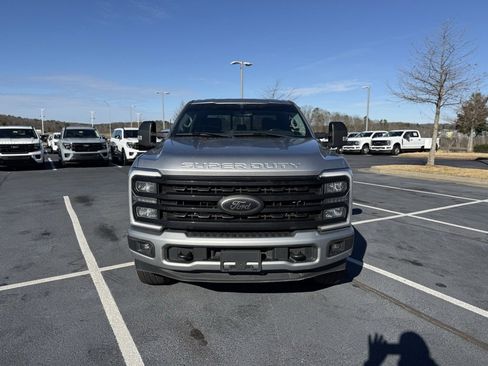 Used 2023 Ford F250 Lariat w/ Black Appearance Package image 2