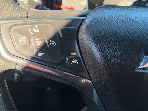 Used 2020 Chevrolet Equinox LS w/ LS Convenience Package image 24