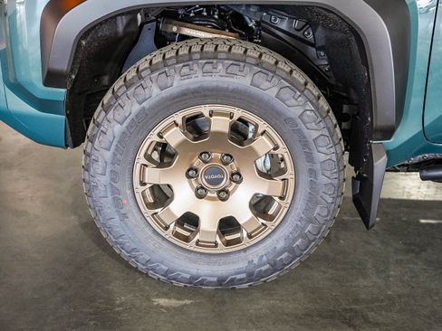 New 2026 Toyota 4Runner Trailhunter image 7