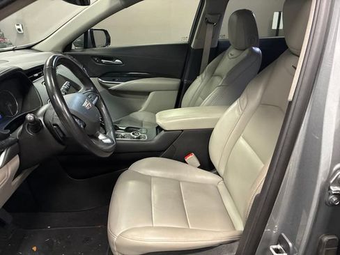 Used 2023 Cadillac XT4 Premium Luxury w/ Cold Weather Package FWD image 9