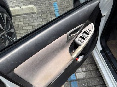 Used 2015 Toyota Prius Two FWD image 6