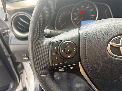 Used 2014 Toyota RAV4 LE FWD image 15
