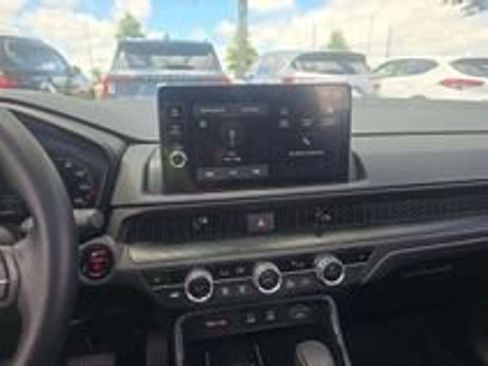 Used 2026 Honda CR-V Sport image 13