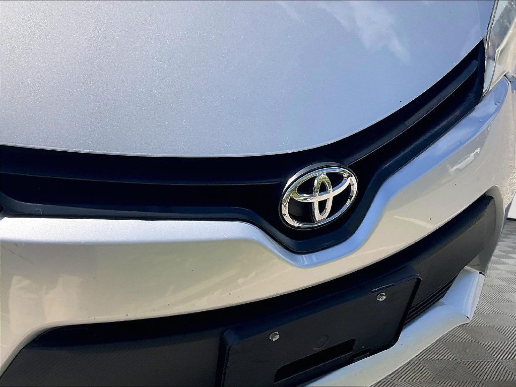 Used 2015 Toyota Corolla L FWD image 29
