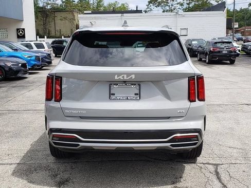 Used 2023 Kia Sorento SX AWD/4WD image 7