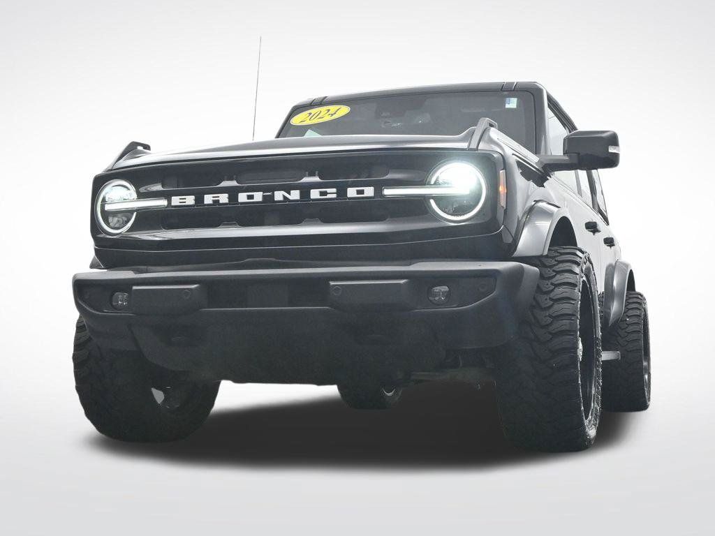 Used 2024 Ford Bronco Outer Banks AWD/4WD image 40