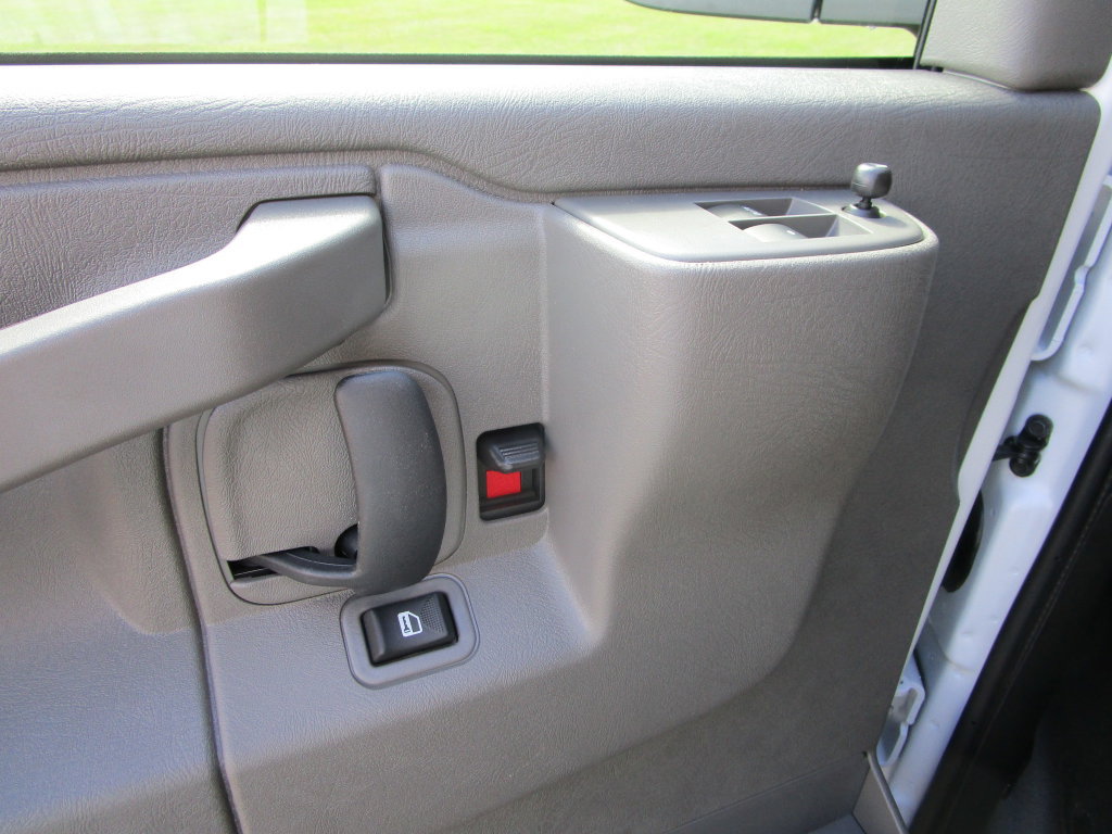 New 2025 Chevrolet Express 2500 w/ Driver Convenience Package RWD image 24