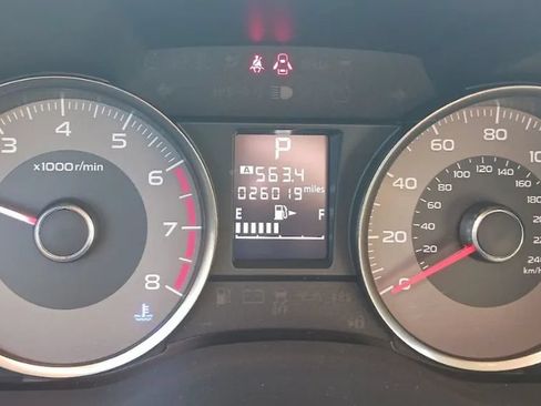Used 2015 Subaru Forester 2.5i Limited AWD/4WD image 6