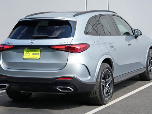 Used 2025 Mercedes-Benz GLC 350e 4MATIC w/ AMG Line image 59