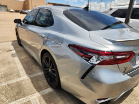 Used 2021 Toyota Camry XSE FWD image 6