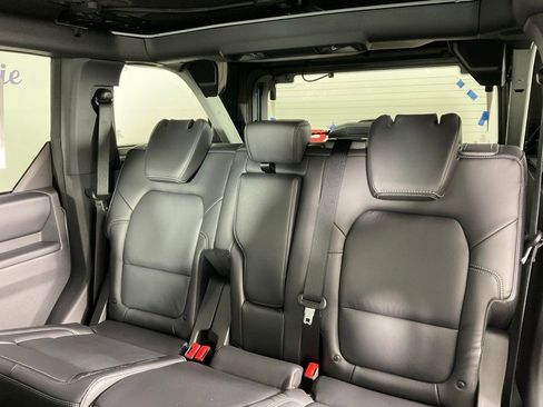 New 2026 Ford Bronco Outer Banks image 16