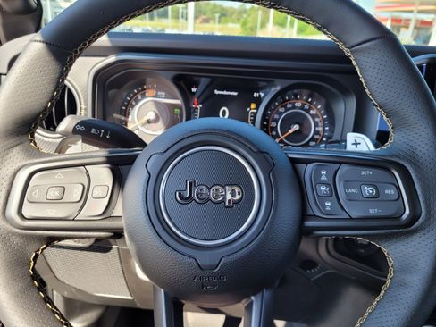 New 2025 Jeep Wrangler Unlimited Rubicon 392 image 20