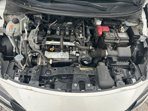 Used 2025 Nissan Versa SV image 27