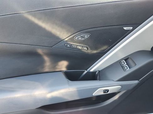 Used 2016 Chevrolet Corvette Z06 w/ 2LZ Preferred Equipment Group image 18