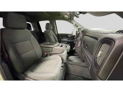 Used 2021 Chevrolet Silverado 1500 Custom AWD/4WD image 17