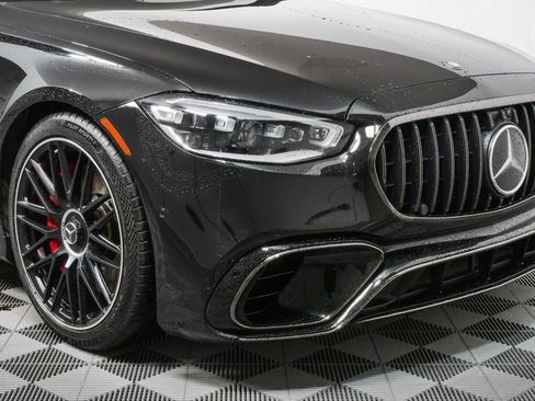 Used 2025 Mercedes-Benz S 63 AMG S image 2