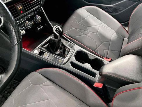 Used 2024 Volkswagen Jetta GLI 40th Anniversary Edition FWD image 15