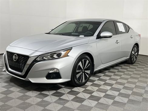 Used 2020 Nissan Altima 2.5 SL image 4
