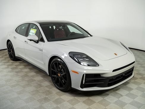 New 2026 Porsche Panamera 4 image 27