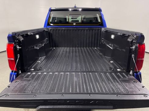 Certified 2024 Toyota Tacoma SR5 image 10