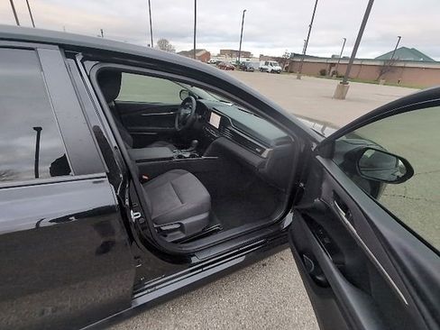 Certified 2025 Toyota Camry LE w/ Convenience Package image 3