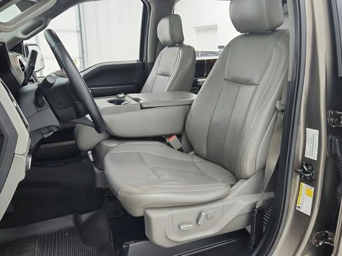 Used 2018 Ford F150 Lariat image 26