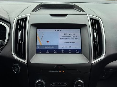 Used 2020 Ford Edge SEL w/ Convenience Package AWD/4WD image 3