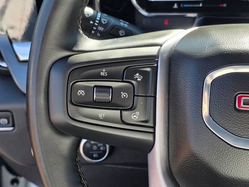 Used 2025 GMC Sierra 1500 SLT RWD image 16