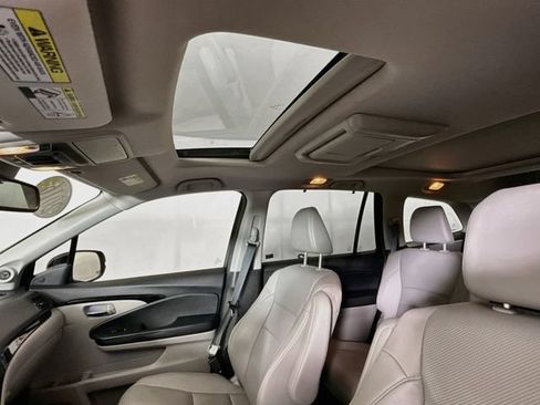 Used 2016 Honda Pilot Elite image 22