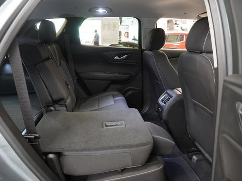 Used 2026 Chevrolet Blazer LT w/ Convenience Package FWD image 34