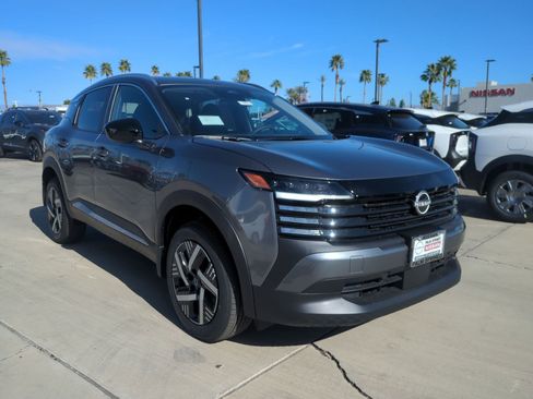 New 2026 Nissan Kicks SV image 12