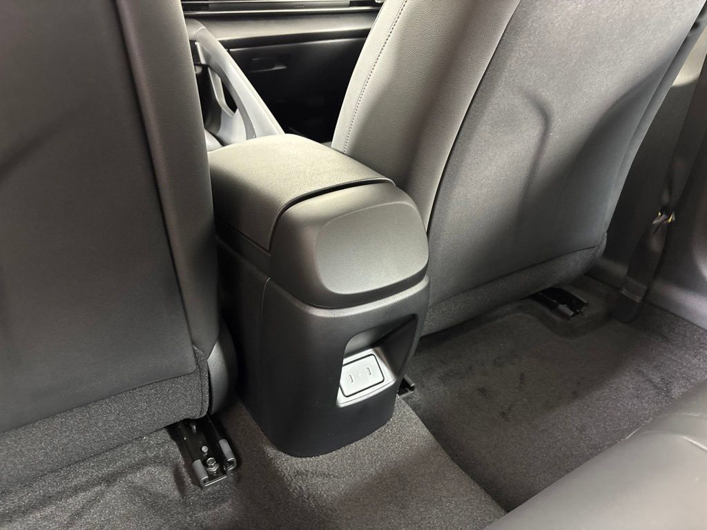 New 2026 Hyundai Elantra SEL Sport FWD image 25