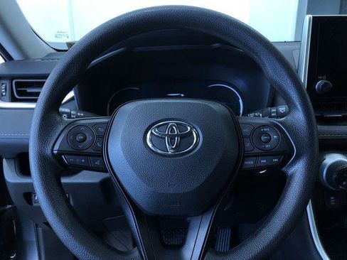 Certified 2025 Toyota RAV4 XLE AWD/4WD image 24