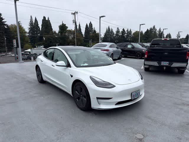 Used 2023 Tesla Model 3 Standard Range RWD image 3