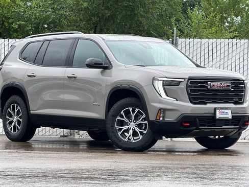 New 2026 GMC Acadia AT4 w/ Luxury Package AWD/4WD image 2