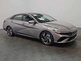 Used 2024 Hyundai Elantra SEL w/ Convenience Package video 1