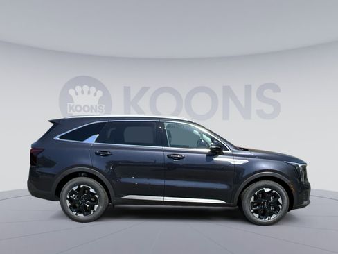 New 2026 Kia Sorento S FWD image 12