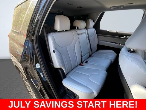 Used 2024 Hyundai Palisade SEL FWD image 31