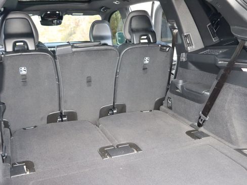 Used 2019 Volvo XC90 T6 R-Design w/ Advanced Package image 8