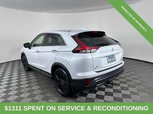 Used 2022 Mitsubishi Eclipse Cross LE FWD image 4