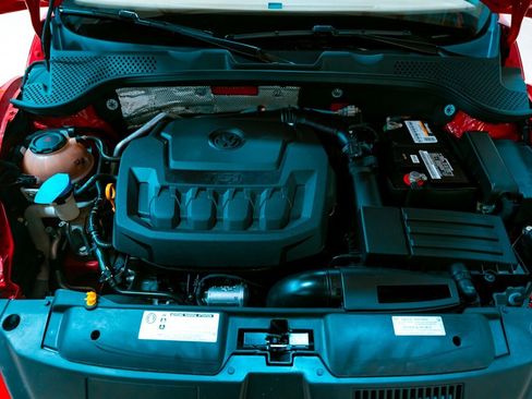 Used 2018 Volkswagen Beetle 2.0T S image 24