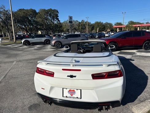 Used 2017 Chevrolet Camaro SS image 34