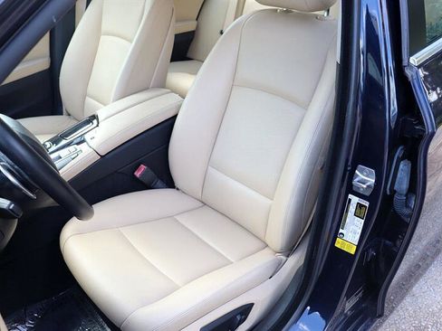 Used 2016 BMW 528i Sedan image 11