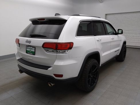 Used 2020 Jeep Grand Cherokee Laredo w/ Laredo X Package RWD image 9
