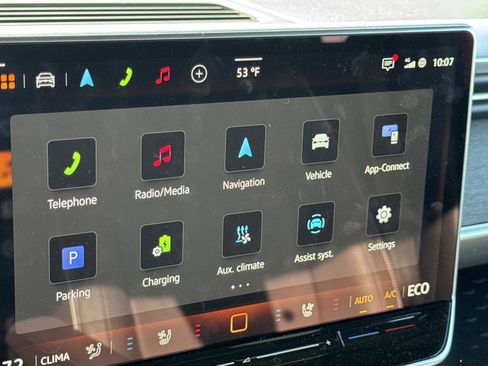 Used 2025 Volkswagen ID. Buzz Pro S image 26