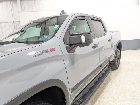 Used 2024 Chevrolet Silverado 1500 ZR2 w/ Technology Package AWD/4WD image 7