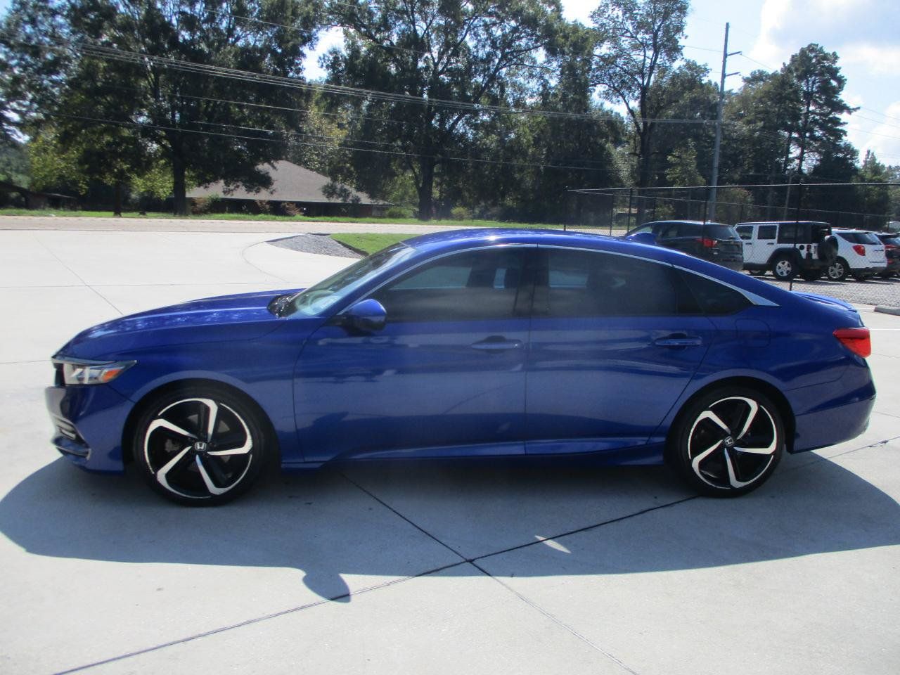 Used 2020 Honda Accord Sport image 24