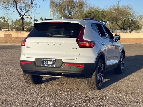 New 2026 Volvo XC40 B5 Ultra w/ Climate Package image 8