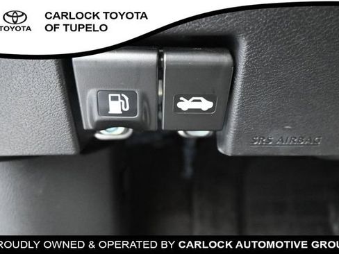 Used 2023 Nissan Kicks SR w/ SR Premium Package FWD image 20